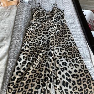 Statement piece!  Banana republic wide leg cropped romper in bold leopard print